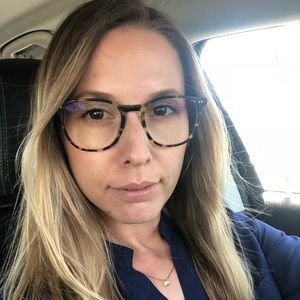 Meet your Posher, Jema